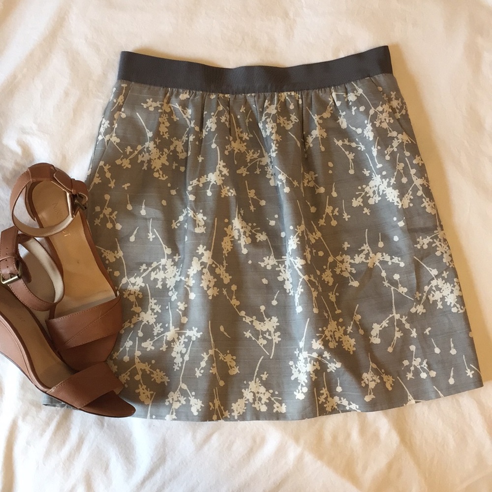 LOFT Floral A-line skirt